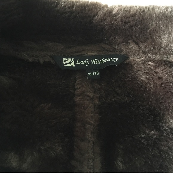 Faux Shearling Jacket - Picture 6 of 7